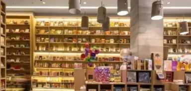 新人如何经营文具店？看这位90后店老板玩转生意经