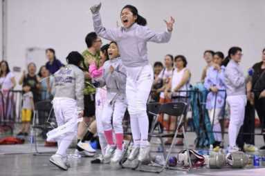 裁判无视日本队犯规 ，央视nba解说杨健现状