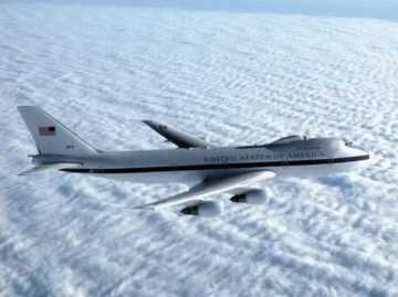 末日飞机有什么样的背景故事