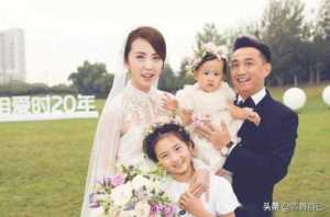 孙莉打刘若英(孙莉打刘若英事件)插图29 黄磊一边和孙莉领证,一边对刘若英说:“你不想,我就不结”