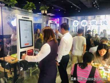 年入15亿，吉祥馄饨是如何把小混沌做出大生意的？