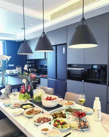 家居装修效果图大全,家居装修效果图欣赏插图5 安徽夫妇晒出200㎡新家:全屋没有一丝俗气,堪称装修教科书