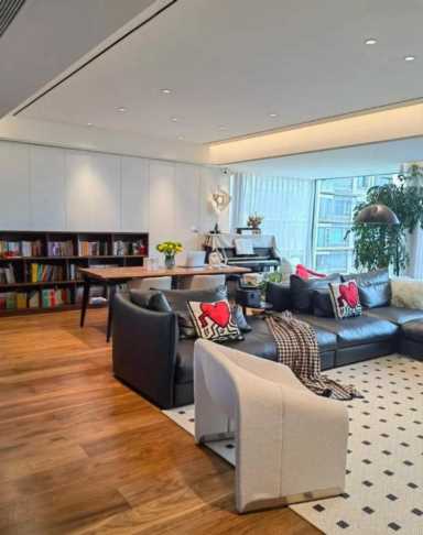 家居装修效果图大全,家居装修效果图欣赏插图29 安徽夫妇晒出200㎡新家:全屋没有一丝俗气,堪称装修教科书