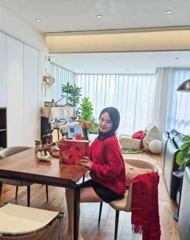 家居装修效果图大全,家居装修效果图欣赏插图39 安徽夫妇晒出200㎡新家:全屋没有一丝俗气,堪称装修教科书