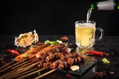 【一二三四奔健康】烧烤撸串季，健康吃烧烤的“三大纪律，八项注意”