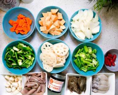 黄记煌三汁焖锅家庭版，海鲜蔬菜一锅端，帮你解答所有焖锅难题