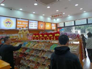 如何选择合适的零食店加盟品牌加盟？