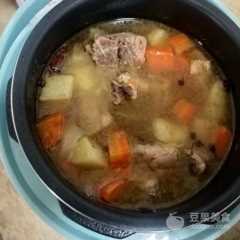 清炖排骨的做法