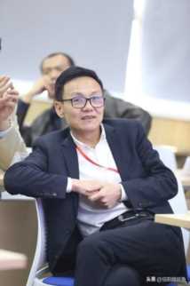 万千业主的选择源自丰立装饰的实力插图1 河南省丰立装饰设计工程有限公司董事长韩晓春:根植老区竞风流