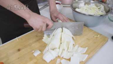 四川泡菜的家庭做法,四川泡菜的菜是什么菜插图5 十二年厨龄小厨教你在家做四川泡菜,开胃又营养,赶紧收藏吧