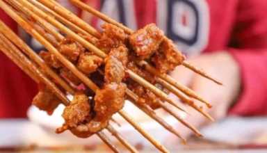 全球2000+分店串串店！成都小郡肝39.9元！150根+荤素各1份+饮料~