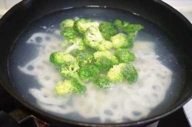 健康少油版【麻辣香锅】的做法+配方，口感比较清爽，相当的好吃