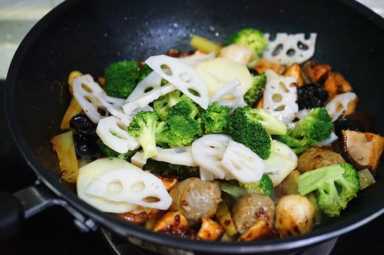 健康少油版【麻辣香锅】的做法+配方，口感比较清爽，相当的好吃