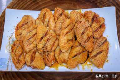 做可乐鸡翅不好吃？很多人第一步就做错了，正确方法应该这样做