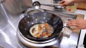 做可乐鸡翅不好吃？很多人第一步就做错了，正确方法应该这样做