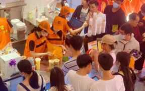 新手开个奶茶店要多少钱(奶茶行业值得投资吗)