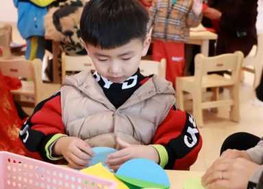 双语幼儿园加盟品牌排行,学龄前儿童到底需要什么样的教育插图7 2万一年的双语幼儿园什么水平?吉林一家长验收成果后,破防了