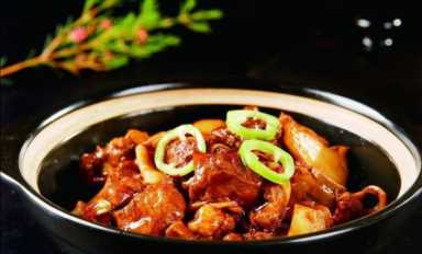 烧鸡公的做法最正宗的做法窍门插图1 鸡公煲没有想象的那么难,大厨教你配方及制作关键,建议收藏