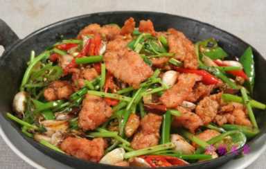 铁板烤肉、铁板鱿鱼、铁板牛肉、铁板牛蛙、铁板牛柳的美味做法