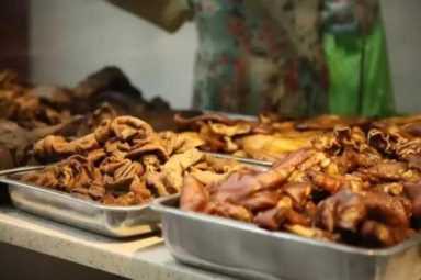 卤菜看似简单，实则做精不易，看看卤菜加盟中的那些坑！