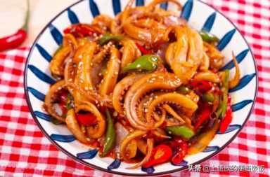 鱿鱼的做法大全,辣炒鱿鱼的做法大全 家常窍门插图1 鱿鱼的家常做法,教你2招,比铁板的还香