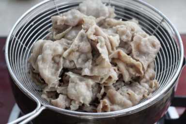 吉野家牛肉饭的做法,吉野家的牛肉饭怎么做最好吃插图21 自制吉野家牛肉饭,外面一碗的价钱够全家吃,做法简单,一看就会