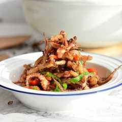 干煸鱿鱼须的做法