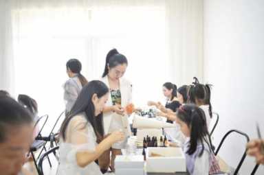 手工创作的目标,如何制作传统手工艺品插图43 创业必看!17年经验总结,DIY手工开店5大秘诀!