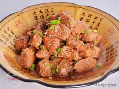 炖牛肉怎么做才嫩秘诀,如何做出美味可口的炖牛肉插图15 炖牛肉时,记住“2放3窍门”,牛肉软嫩鲜香不塞牙,熟烂又入味