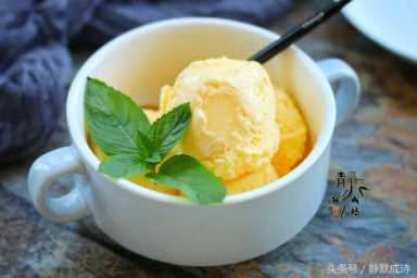 自制冰淇淋，做法简单，吃的放心，夏天买冰淇淋的钱都省下了