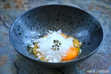 自制冰淇淋，做法简单，吃的放心，夏天买冰淇淋的钱都省下了