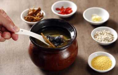 瓦缸小吃的种类和做法,瓦缸小吃的做法和食用方法插图3 以瓦罐为容器,种类多样,一罐煨汤,天下奇鲜