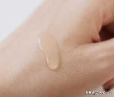 8款精华推荐：小棕瓶抗老，绿宝瓶修护，国货润百颜很靠谱