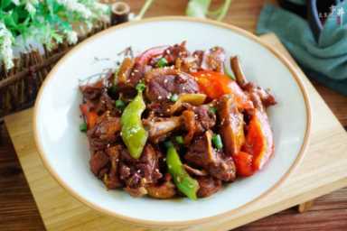 一罐啤酒，半只鸭，教你做吃不烦的啤酒鸭，味道香醇，清爽不油腻