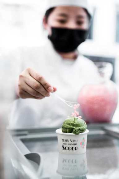 冰淇淋车图片,手工制作的纯正意式冰淇淋怎么做插图67 这10款冰淇淋天花板,今夏必吃