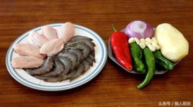 黄记煌三汁焖锅,三汁焖锅的三汁怎么调插图1 想吃三汁焖锅不用去饭店,自己在家就能做,特别实惠