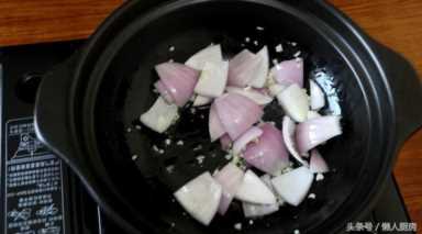 黄记煌三汁焖锅,三汁焖锅的三汁怎么调插图23 想吃三汁焖锅不用去饭店,自己在家就能做,特别实惠