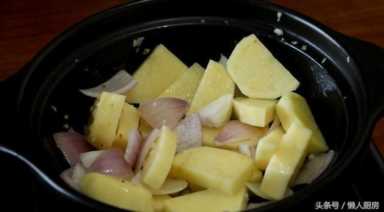 黄记煌三汁焖锅,三汁焖锅的三汁怎么调插图25 想吃三汁焖锅不用去饭店,自己在家就能做,特别实惠