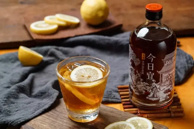 不加一滴水，让你一口入魂的三汁焖锅