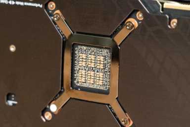 24GB卡皇新登基：华硕TUF RTX3090显卡首发评测