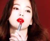 嫩白肌肤,怎样让肌肤保湿嫩白插图3 韩国女星如何打造嫩白肌肤?