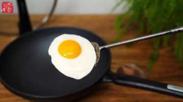 在家做无油单面煎鸡蛋，比买的更好吃