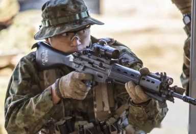 中国海警驱离5艘非法闯入的日本船只，钓鱼岛这场仗，攻守易形了！