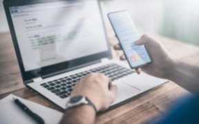 电脑死机是什么原因，为什么电脑用着用着就死机了