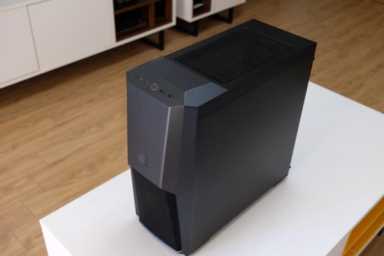 酷冷至尊毁灭者三代至尊版，结构设计合理的中塔机箱