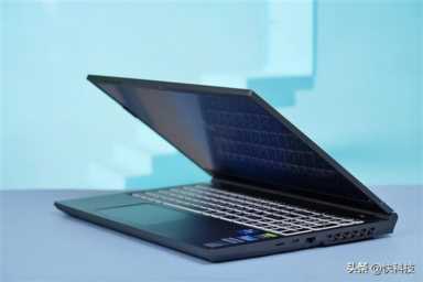 i7-12650H+3050仅4699元！七彩虹将星X15游戏本图赏