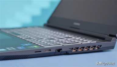 i7-12650H+3050仅4699元！七彩虹将星X15游戏本图赏