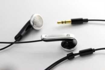 100元也可以不止是听个响，百元级耳机的比拼记（下）