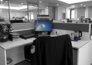 被凶徒拖行200多米，他至死不肯放手……英雄，一路走好！