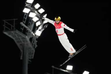 9金4银2铜创历史最佳！北京冬奥中国军团奖牌全记录